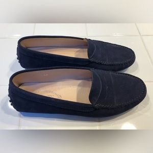 Women’s Tod’s Royal Blue suede driving loafers. US size 9. EU 40. Worn 3 times.